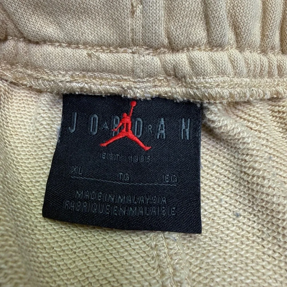 Jordan Flight Artist Series‎ Shorts Mens XL Tan DX9714 Jumpman French Terry